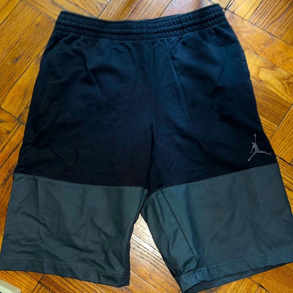 Jordan black and gray shorts size: M - Picture 1 of 7